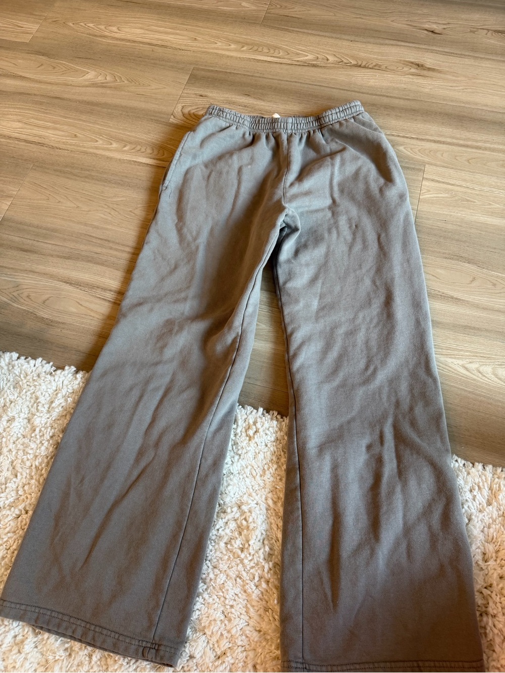 Brandy Melville Men's Gray Straight-Leg Sweatpants